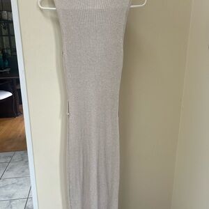 Elegant Cream Sleeveless Dress